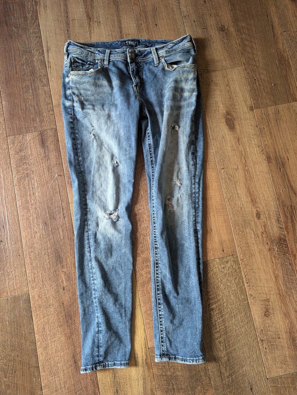 Women’s Silver Sam Distressed Blue Skinny Jeans 29w/29l